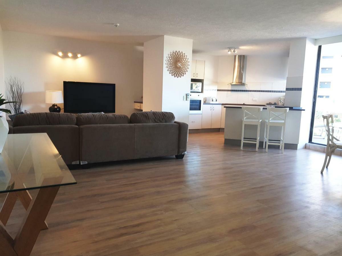 Casablanca Beachfront Apartments Bribie Island North Ngoại thất bức ảnh